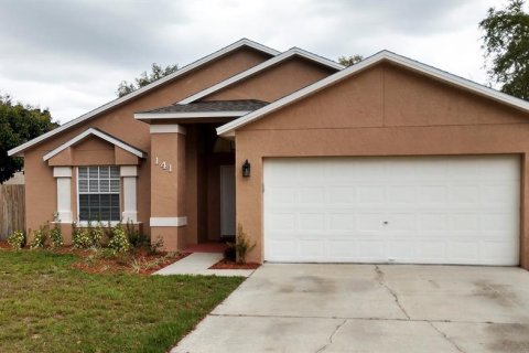 Villa ou maison à louer à Lake Mary, Floride: 3 chambres, 124.21 m2 № 1912786 - photo 1