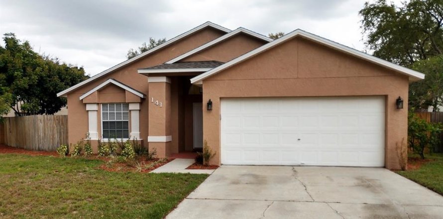 Casa en Lake Mary, Florida 3 dormitorios, 124.21 m2 № 1912786
