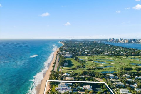 House in Palm Beach, Florida 12 bedrooms, 1632.48 sq.m. № 2082182 - photo 13