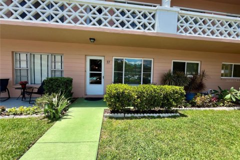 Condominio en venta en Clearwater, Florida, 2 dormitorios, 102.19 m2 № 1743079 - foto 4