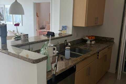 Copropriété à vendre à Fort Lauderdale, Floride: 2 chambres, 104.05 m2 № 2084506 - photo 7