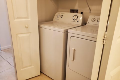 Copropriété à vendre à Fort Lauderdale, Floride: 2 chambres, 104.05 m2 № 2084506 - photo 25