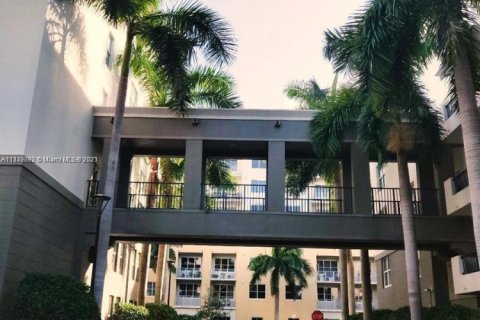 Copropriété à vendre à Fort Lauderdale, Floride: 2 chambres, 104.05 m2 № 2084506 - photo 3