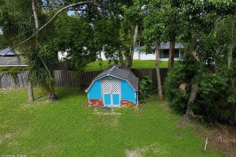 House in Mount Plymouth, Florida 4 bedrooms, 188.03 sq.m. № 2308650 - photo 24