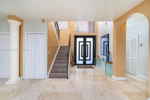 Casa en venta en Miami, Florida, 5 dormitorios, 287.44 m2 № 2006687 - foto 19