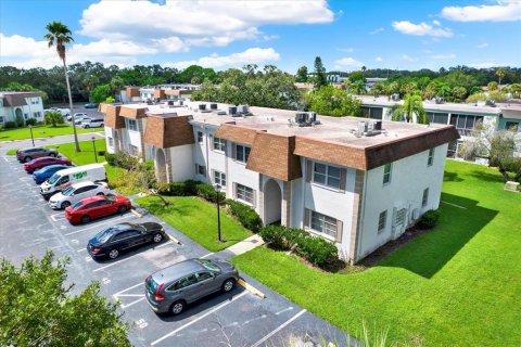 Condo in Clearwater, Florida, 2 bedrooms  № 2214602 - photo 23