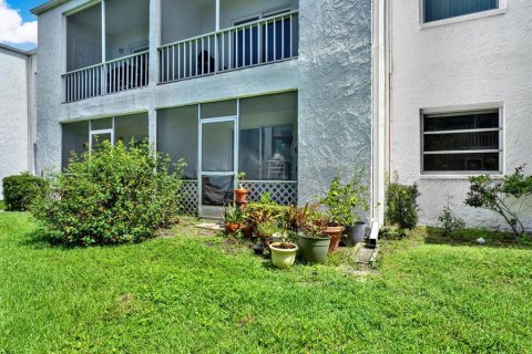Condo in Clearwater, Florida, 2 bedrooms  № 2214602 - photo 20