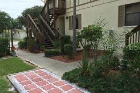 Apartment in Saint Petersburg, Florida 2 bedrooms, 92.9 sq.m. № 2360457