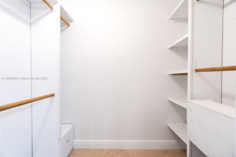 Villa ou maison à vendre à Sunrise, Floride: 2 chambres, 142.7 m2 № 1953975 - photo 18