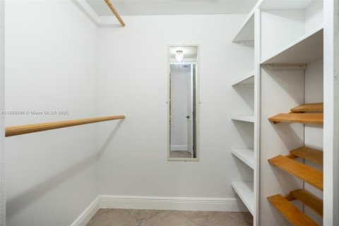 Villa ou maison à vendre à Sunrise, Floride: 2 chambres, 142.7 m2 № 1953975 - photo 17