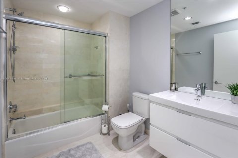 Купить кондоминиум в Норт-Майами-Бич, Флорида 2 спальни, 185.71м2, № 1940216 - фото 13