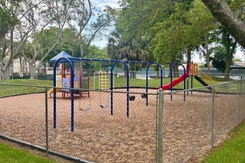 Copropriété à vendre à Pompano Beach, Floride: 3 chambres, 134.71 m2 № 2087977 - photo 22