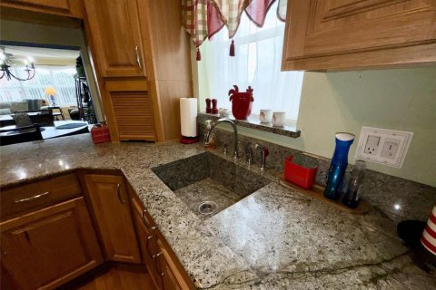 Copropriété à vendre à Pompano Beach, Floride: 3 chambres, 134.71 m2 № 2087977 - photo 7