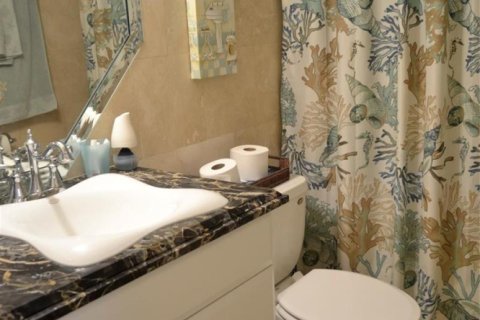 Copropriété à vendre à Pompano Beach, Floride: 3 chambres, 134.71 m2 № 2087977 - photo 11