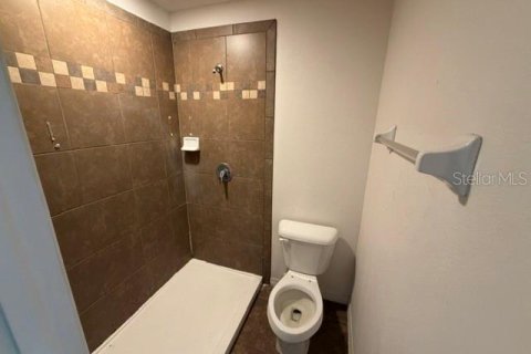 Casa en venta en Auburndale, Florida, 4 dormitorios, 297.1 m2 № 2381261 - foto 6