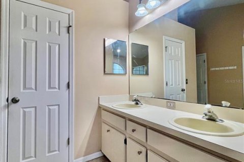 Villa ou maison à louer à Valrico, Floride: 4 chambres, 185.99 m2 № 2402943 - photo 17