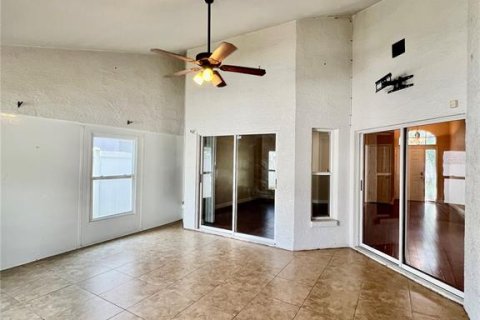 Villa ou maison à louer à Valrico, Floride: 4 chambres, 185.99 m2 № 2402943 - photo 27