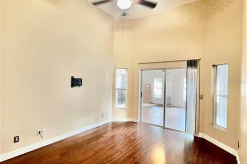 Villa ou maison à louer à Valrico, Floride: 4 chambres, 185.99 m2 № 2402943 - photo 13
