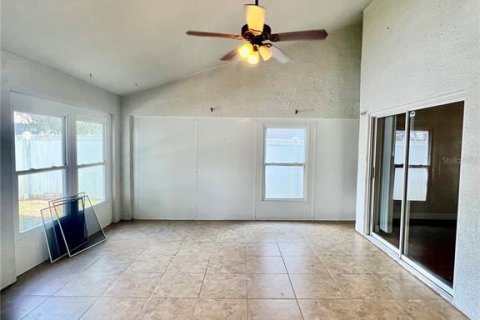Villa ou maison à louer à Valrico, Floride: 4 chambres, 185.99 m2 № 2402943 - photo 26
