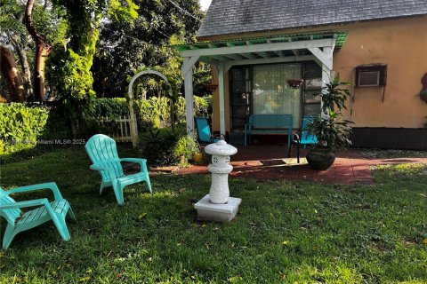 Villa ou maison à louer à Hollywood, Floride: 1 chambre, 231.51 m2 № 1956926 - photo 1