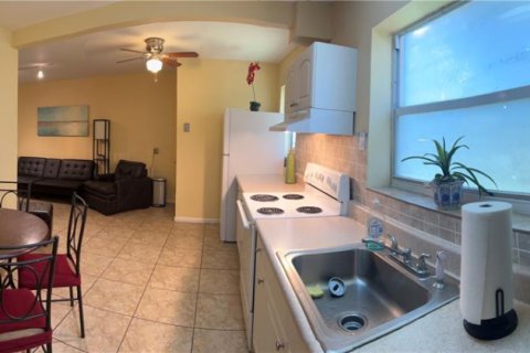 Снять в аренду виллу или дом в Холливуд, Флорида 1 спальня, 69.68м2, № 1956926 - фото 15