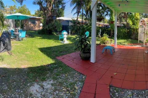 Снять в аренду виллу или дом в Холливуд, Флорида 1 спальня, 69.68м2, № 1956926 - фото 16