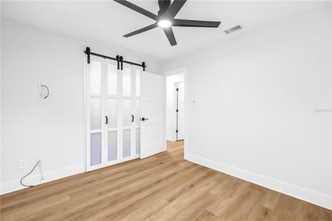 Villa ou maison à louer à Saint Petersburg, Floride: 3 chambres, 120.22 m2 № 2157354 - photo 12
