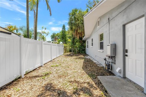 Villa ou maison à louer à Saint Petersburg, Floride: 3 chambres, 120.22 m2 № 2157354 - photo 26