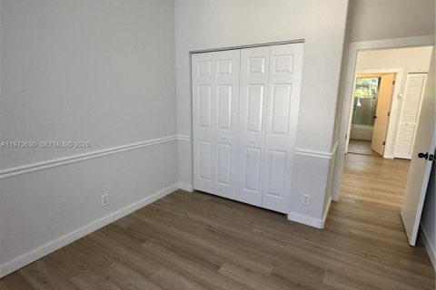 Купить виллу или дом в Холливуд, Флорида 3 спальни, 200.85м2, № 2034124 - фото 15