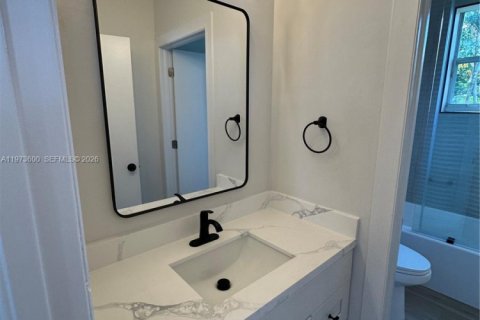 Купить виллу или дом в Холливуд, Флорида 3 спальни, 200.85м2, № 2034124 - фото 18