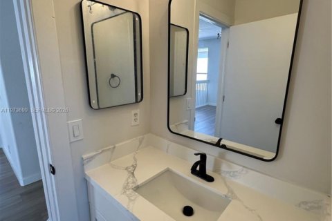 Купить виллу или дом в Холливуд, Флорида 3 спальни, 200.85м2, № 2034124 - фото 19