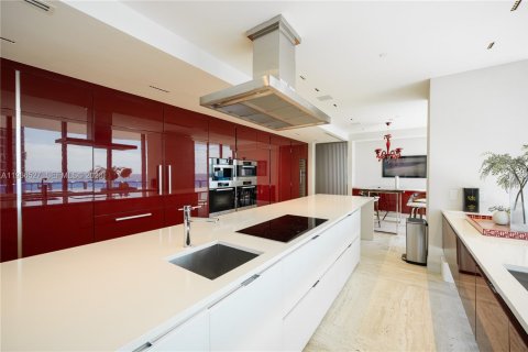 Купить кондоминиум в Санни-Айлс-Бич, Флорида 4 спальни, 463.77м2, № 2040913 - фото 10