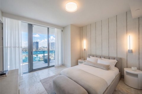 Купить кондоминиум в Санни-Айлс-Бич, Флорида 4 спальни, 463.77м2, № 2040913 - фото 28