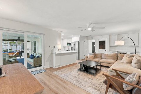 Casa en venta en Clearwater, Florida, 3 dormitorios, 164.81 m2 № 2386201 - foto 20