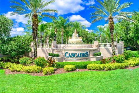 Casa en venta en Sarasota, Florida, 2 dormitorios, 181.72 m2 № 1425349 - foto 2