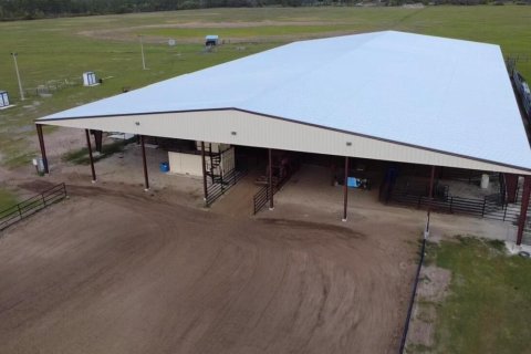 Propiedad comercial en venta en Okeechobee, Florida № 2146283 - foto 3