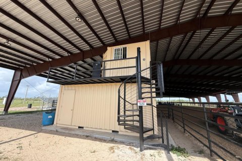 Propiedad comercial en venta en Okeechobee, Florida № 2146283 - foto 5