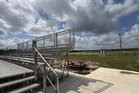 Propiedad comercial en venta en Okeechobee, Florida № 2146283 - foto 18