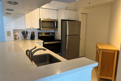 Condominio en alquiler en Sunny Isles Beach, Florida, 2 dormitorios, 103.68 m2 № 2009923 - foto 6