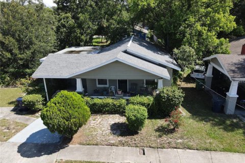 House in Tampa, Florida 4 bedrooms, 160.72 sq.m. № 2119389 - photo 11
