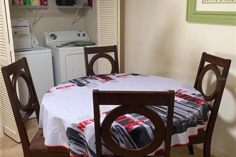 Купить виллу или дом в Те-Виллиджис, Флорида 8 комнат, 107.4м2, № 1866465 - фото 11
