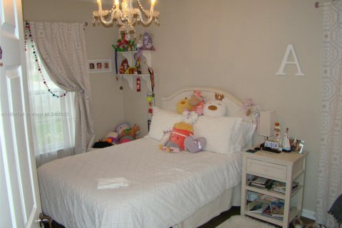 House in Pompano Beach, Florida 3 bedrooms, 254.92 sq.m. № 1755963 - photo 18