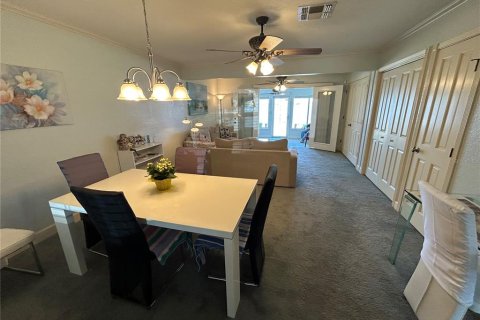 Condominio en venta en Summerfield, Florida, 2 dormitorios, 102.1 m2 № 2135497 - foto 6