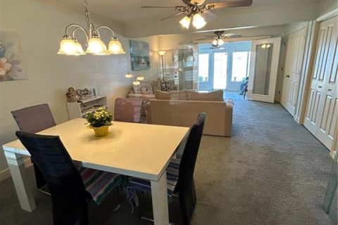 Condominio en venta en Summerfield, Florida, 2 dormitorios, 102.1 m2 № 2135497 - foto 7