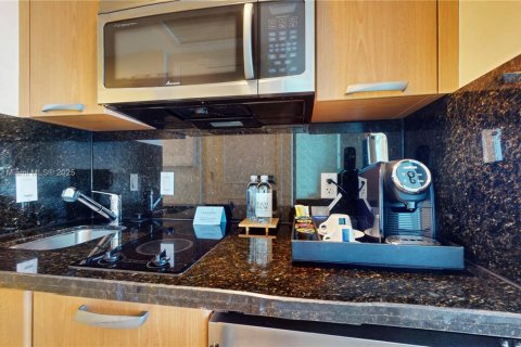 Купить отель в Форт-Лодердейл, Флорида 1 спальня, 49.52м2, № 2014965 - фото 7