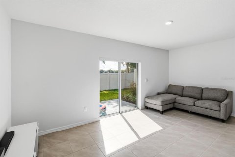 Townhouse in Tampa, Florida 3 bedrooms, 138.24 sq.m. № 2353246 - photo 24