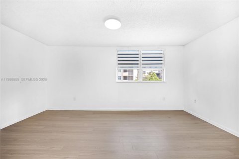 Copropriété à louer à Doral, Floride: 2 chambres, 111.2 m2 № 2052142 - photo 20