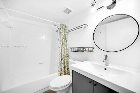 Copropriété à louer à Doral, Floride: 2 chambres, 111.2 m2 № 2052142 - photo 15