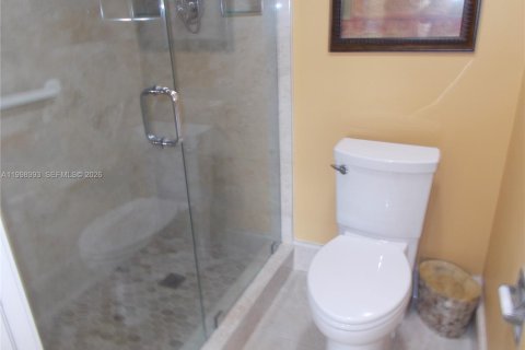Condo in Pembroke Pines, Florida, 2 bedrooms  № 2060946 - photo 29