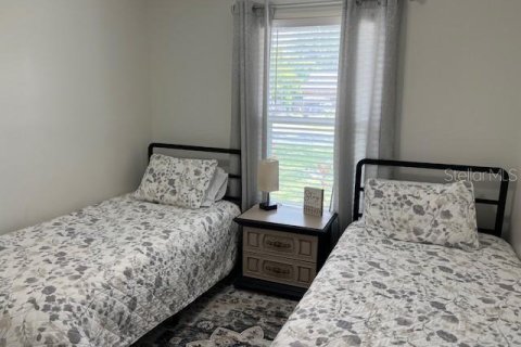 Villa ou maison à louer à Mount Dora, Floride: 3 chambres, 113.9 m2 № 1856245 - photo 4